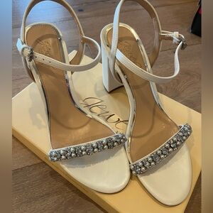 Bagdley Mischka heels